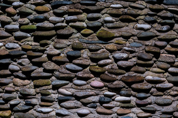 wall of lined stones