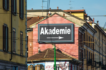 Schild 215 - Akademie