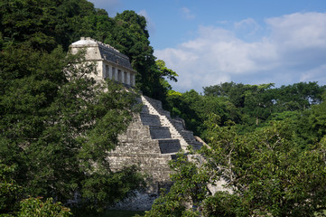 Fototapeta na wymiar Temple des Inscriptions, Palenque, Mexique