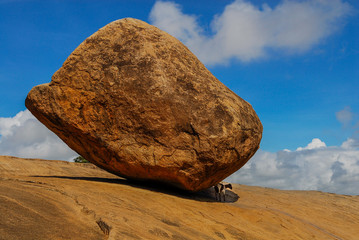 India Mahabalipuram krishna butter ball
