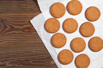 Fototapeta na wymiar Ginger biscuits on table