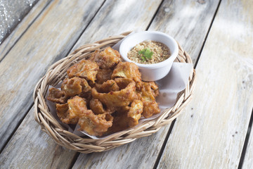 thai food style fried chicken