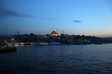 Fototapeta premium Istanbul in the evening