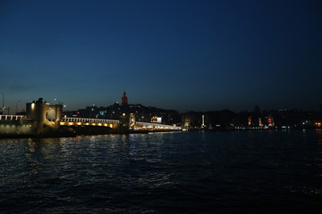 Fototapeta na wymiar Lighting bridge in Istanbul