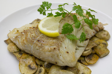 filet de lieu et champignons
