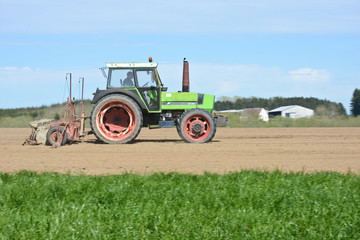 Obraz premium agriculture printemps travail environnement planète