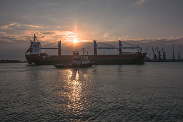 Export of the ship 3