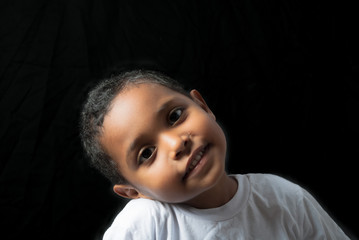 Retrato Adorable Niño Latino