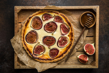 figs, cream cheese and honey tarts