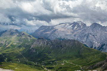Fototapeta na wymiar beautiful panoramic view of Italian Dolomites Alps. South Tyrol. Italy