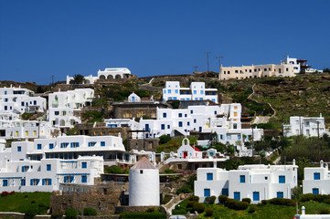Fototapeta na wymiar Greece, Cyclades islands, Mykonos, apartments in the main town of Mykonos.