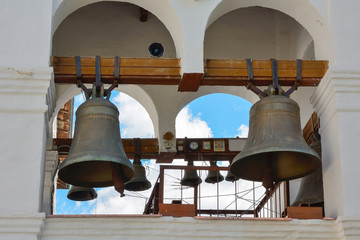 Obraz premium Moscow, bell tower of the Cathedral in the Sretensky monastery