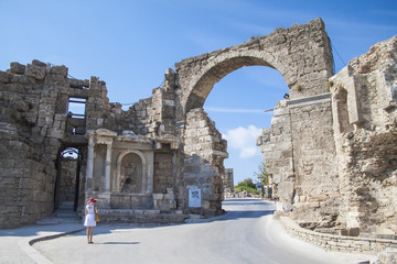 arch of constantine in rome