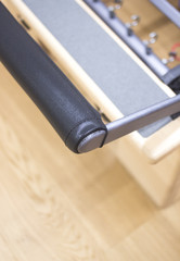 Reformer pilates studio machine