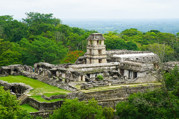 Mayan ruins in Palenque, Chiapas, Mexico. Palace and observatory. - obrazy, fototapety, plakaty