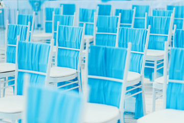 Decoration of apartment blue and white colors, and turn blue by easy fabric