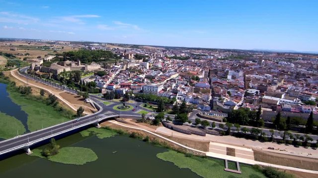 Badajoz  (Extremadura, España) desde el aire.
