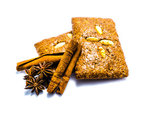 Zimtstangen auf Nürnberger Lebkuchen