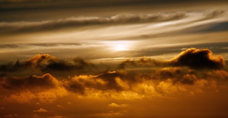 Über den Wolken