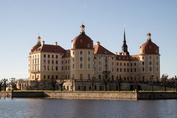 Fototapeta na wymiar Moritzburger Schloss/See