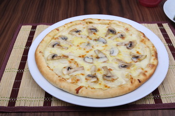 mantarlı kaşarlı karadeniz pide