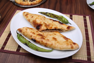 kıymalı kapalı pide