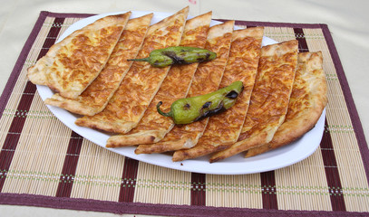 kaşarlı pide