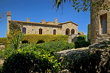 Fototapeta premium Pals pueblo tipico de temporda en Girona Cataluña España