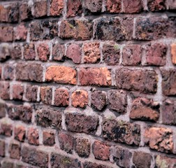 mur