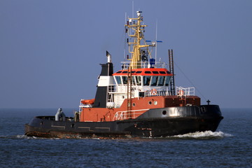 Hafenschlepper vor Cuxhaven