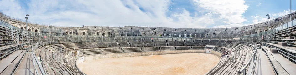Lichtdoorlatende rolgordijnen zonder boren Stadion Inside of Arena of Nimes, France
