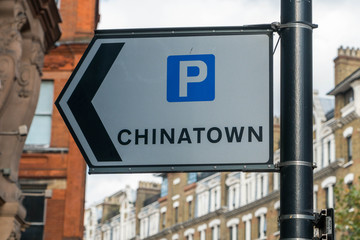 Arrow to Chinatown in London - 180257084