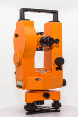 Оптический теодолит