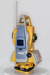 Fototapeta premium Геодезический тахеометр