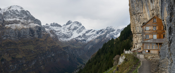 Fototapeta na wymiar Aescher Wildkirchli Appenzell