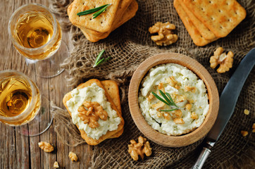 Blue cheese spread with walnuts