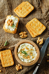 Blue cheese spread with walnuts