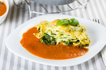 Roasted pasta with spinach