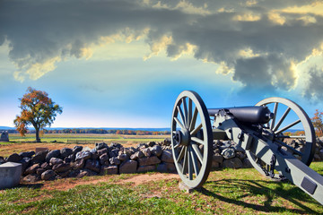 Civil War canon on the Gettysburg battlefield in Autumn near sunset