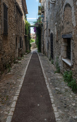 Fototapeta na wymiar Smoll town in Provence, France