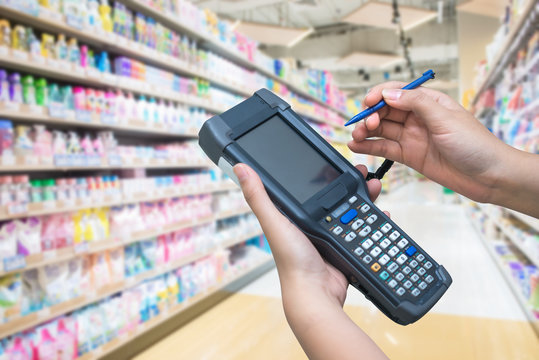 Imagens de Handheld – Explore Fotografias do Stock, Vetores e Vídeos de ...