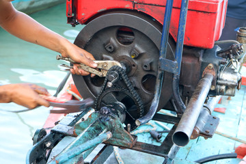 Maintenance the chain gear and equipment for modified old diesel engine