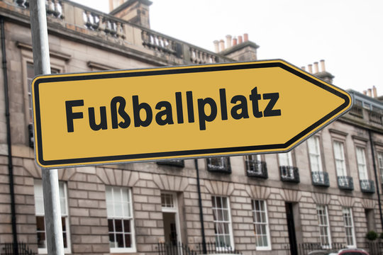 Schild 238 - Fussballplatz
