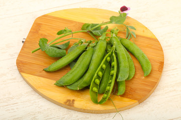 Ripe green peas