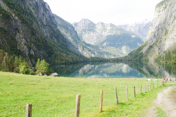 Fototapeta na wymiar Obersee - Spiegelungen