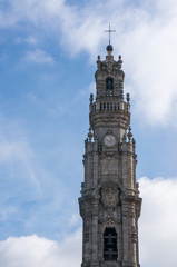 Fototapeta na wymiar Clérigo's Tower (Torre dos Clérigos) in Porto