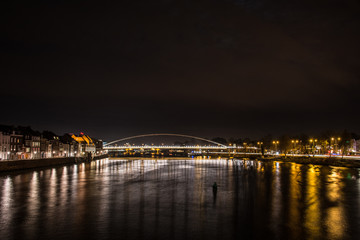 Fototapeta na wymiar Maastricht at night