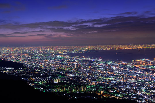 大阪、神戸の夜景 摩耶山掬星台からの眺め © Scirocco340