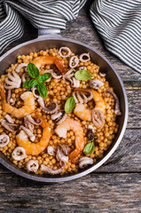 Seafood with shallow paste