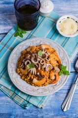 Seafood with shallow paste